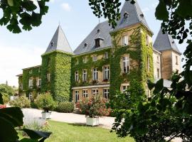 Château d'Adomenil, hôtel à Rehainviller