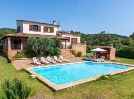 Hotel Photo: Pollenca Villa Sleeps 8 with Pool Air Con and WiFi