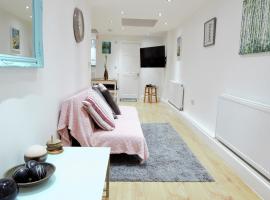 Hotel foto: NEWLY REFURBISHED 2 BEDROOM APARTMENT IN THE HEART OF GREENWICH