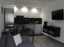 Hotel Photo: APPARTEMENT T3 DUPLEX R+1 AU CALME 1 A 6 COUCHAGE