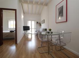 Hotel Foto: Comfortable apartment with character in the old town