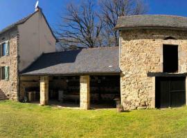 Hotel Photo: ancien corps de ferme