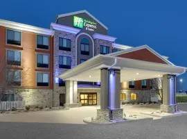 Holiday Inn Express & Suites Mitchell by IHG