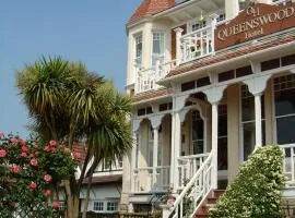 Queenswood Hotel
