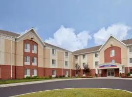 Candlewood Suites Kansas City, an IHG Hotel, hotell sihtkohas Kansas City