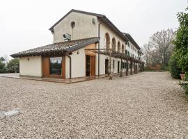 A picture of the hotel: Pleasant Holiday Home in Sacile with Sauna