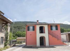 Hotel Photo: Alloggio vocabolo San Sebastiano