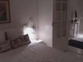 Hotel Photo: Hos Anna