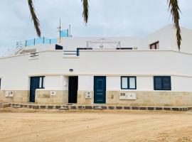 Casa Josefa 3, hotel in Caleta de Sebo