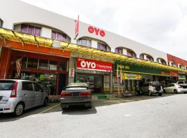 ホテル写真: OYO 89615 T Family Hotel