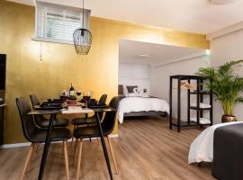 Hotel Photo: Scheveningen Beach Loft Golden Rays II New XL Family The Hague