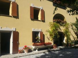 A picture of the hotel: Tana del Riccio i ginepri