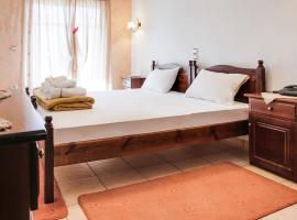 Hotel foto: Homely Holiday Home in Stournareika with Terrace