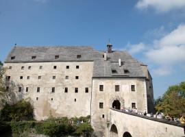 Hotel Photo: Burg Altpernstein