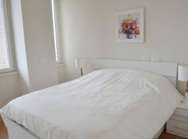 Foto do Hotel: very nice 3 br apt luminous