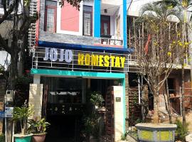 होटल की एक तस्वीर: JOJO HOMESTAY