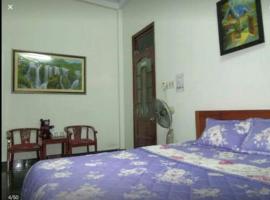 Hotel Photo: Free bike & coffee - Homestay with bacony