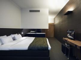 A picture of the hotel: Carbon Hotel