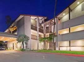 Best Western Carlsbad by the Sea، فندق في كارلسباد