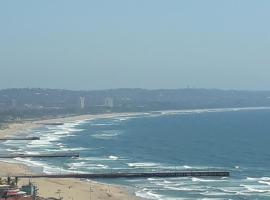 호텔 사진: Into The Blue on the Beach