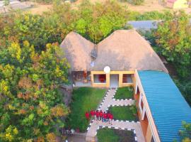 Irungu Forest Safari Lodge, ξενοδοχείο σε Katunguru