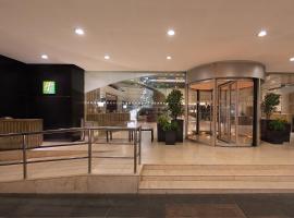 Holiday Inn Cochin by IHG, Hotel in Kochi