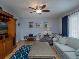 מלון צילום: Modern Grafton ranch home, near charming Cedarburg