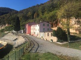 होटल की एक तस्वीर: Agriturismo & Locanda Corte Marani