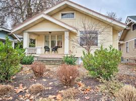 Peaceful Wine Country Getaway - Walk to Downtown!、ワラワラのホテル