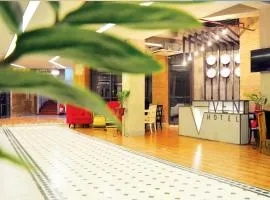 Viven Hotel, ξενοδοχείο σε Laoag