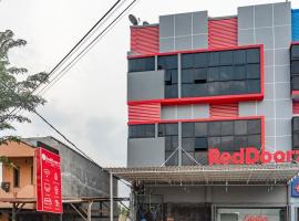 Hình ảnh khách sạn: RedDoorz Plus near Millenium ICT Centre Medan 2