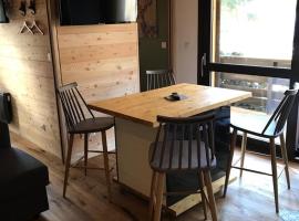 Ambiance petit chalet, hôtel à La Salle Les Alpes