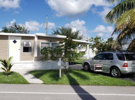 Fotos de Hotel: Very clean Mobile Home in Davie FL