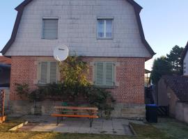 Hotel foto: Handwerkerhaus-Balaro für bis zu 6 Personen mit Grillplatz