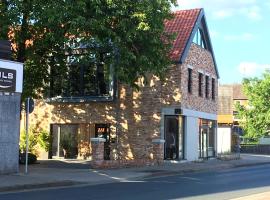 A picture of the hotel: The Townhouse Apartment