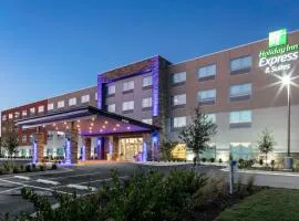 윌밍턴에 위치한 호텔 Holiday Inn Express & Suites - Wilmington West - Medical Park, an IHG Hotel