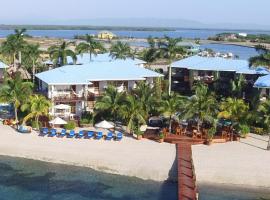 Chabil Mar Villas - Guest Exclusive Boutique Resort: Placencia Köyü şehrinde bir otel