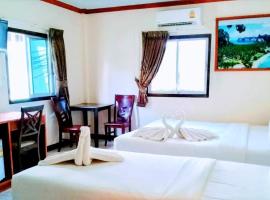 Golden Bee PhiPhi, hotel di Kepulauan Phi Phi