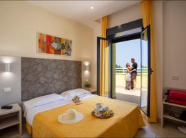 Hotel Reyt, khách sạn ở Rimini