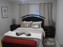 Hotel Foto: Luxuries Apartment for Family and Business Travelers