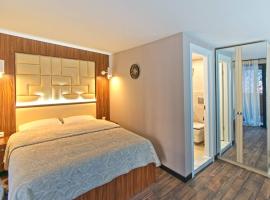 Sakhli at Chavchavadze ave 15, hotel v destinaci Tbilisi City