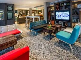 Holiday Inn London Camden Lock by IHG