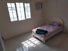 Fotos de Hotel: Elmahdy homestay Private room for men