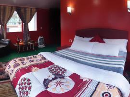 Lama Hotel - HIMALAYAN BURGER Experience the best stay in EVEREST with an unforgettable Mountain Flight, hotell sihtkohas Lukla