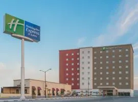 Holiday Inn Express & Suites Silao Aeropuerto Terminal by IHG