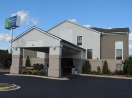 صور الفندق: Holiday Inn Express Trussville, an IHG Hotel