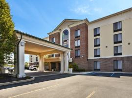 Hotel fotoğraf: Holiday Inn Express Hotel & Suites Fort Wayne, an IHG Hotel