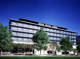加泰罗尼亚维尔迪大酒店，位于萨瓦德尔的酒店