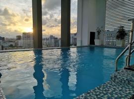Hotel foto: Exclusive apartment A7 Torre Arpel 5 Downtown,Seaview,Pool&Cinema