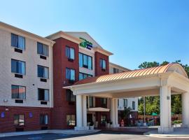 Hotel fotoğraf: Holiday Inn Express Hotel & Suites Biloxi- Ocean Springs, an IHG Hotel